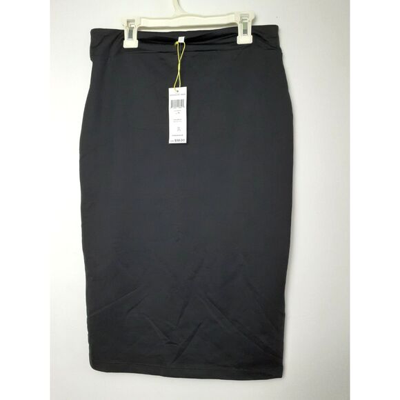 $58 BCBGeneration Nylon Spandex Lightweight Pull On Straight PencilSkirt Med NWT - Picture 4 of 14